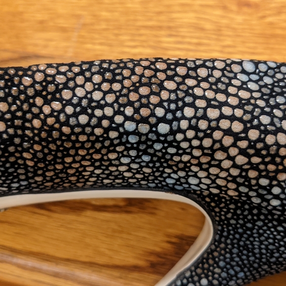 Ron White Signature Women's pump - Picture 5 of 9